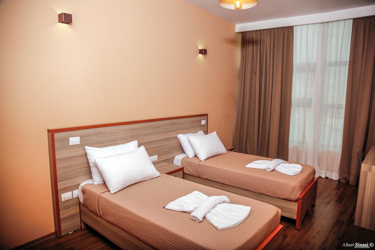 Arc Hotel Tirana Yzberishti Екстериор снимка
